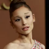 Ariana Grande lance une association caritative axée sur la « protection des droits des trans et LGBTQ+ »