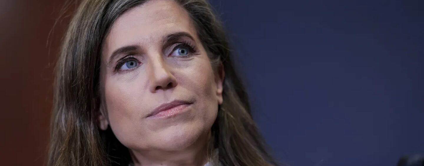 Internet a transformé la défaite électorale humiliante de la représentante Nancy Mace en or de la comédie