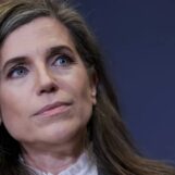 Internet a transformé la défaite électorale humiliante de la représentante Nancy Mace en or de la comédie