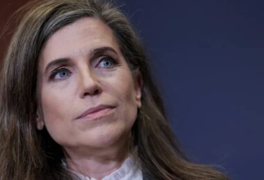 Internet a transformé la défaite électorale humiliante de la représentante Nancy Mace en or de la comédie