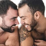 Pornhub révèle les statistiques torrides du mois de la fierté – voici ce que recherchent les gays