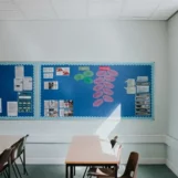 Un enseignant intersexué en Floride affirme que son école l'a licencié parce qu'il pensait qu'il était trans
