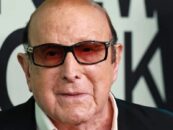 Clive Davis, le créateur de stars bisexuel qui a changé la musique pop américaine, est décédé à 94 ans