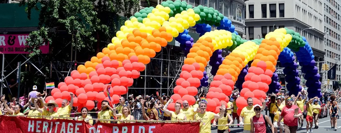 Les grands maréchaux exigent que la NYC Pride ferme les hôpitaux qui ont abandonné les enfants trans