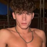 La star adulte Drake Von revendique sa sobriété, mais du nitreux a été trouvé dans un accident de voiture