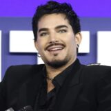 Adam Lambert dénonce la masculinité toxique parmi les hommes homosexuels : « Les gens ont tellement peur »