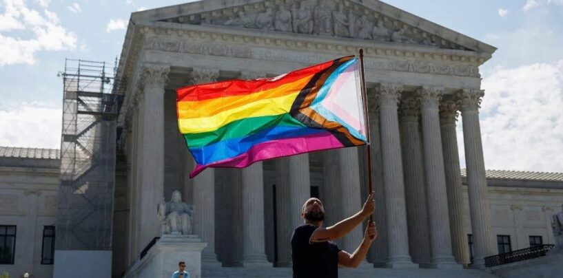 L'égalité du mariage fête ses 11 ans alors que les conservateurs renouvellent leurs attaques contre le tissu américain