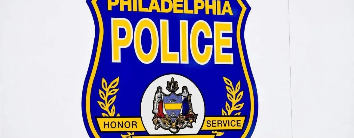 Un homme de Philadelphie accusé d'avoir chassé et tué deux homosexuels est toujours en liberté