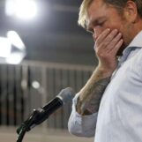 Graham Platner suspend sa campagne. Pour les démocrates, les allégations d’agression sexuelle étaient de trop
