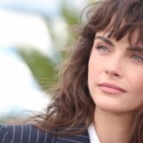 Cara Delevingne est la première lesbienne à apparaître sur la couverture imprimée de Playboy