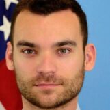 Kash Patel a licencié cet employé gay du FBI à cause d'un drapeau de la fierté. Son procès fédéral se dirige vers la découverte