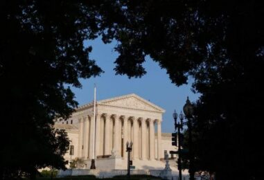 Le DOJ dit qu'il demandera à la Cour suprême des États-Unis d'annuler le blocage de l'interdiction militaire des transgenres par Trump