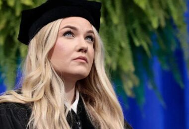 Erika Kirk appelle les conservateurs à être des « guerriers heureux » contre les personnes trans et les musulmans