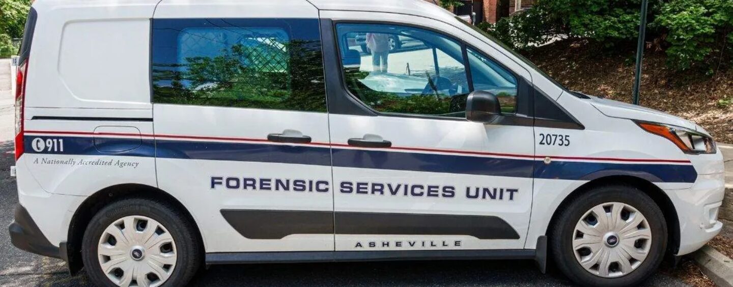 Un homme armé tué après avoir ouvert le feu devant un bar gay de Caroline du Nord