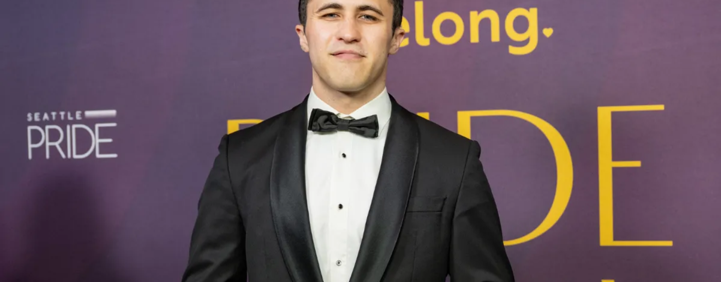 Chris Olsen de TikTok dit que son petit ami l'a « diaboliquement trompé »