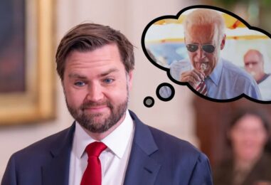 JD Vance ne peut s'empêcher de penser à la technique « suggestive » de la langue glacée de Joe Biden