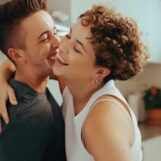 Comment avoir des relations sexuelles meilleures et moins douloureuses en cas d'atrophie vaginale