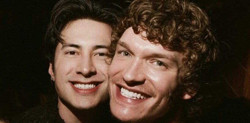Connor Storrie et Hudson Williams se réunissent sur des photos virales avant la saison 2 de Heated Rivalry