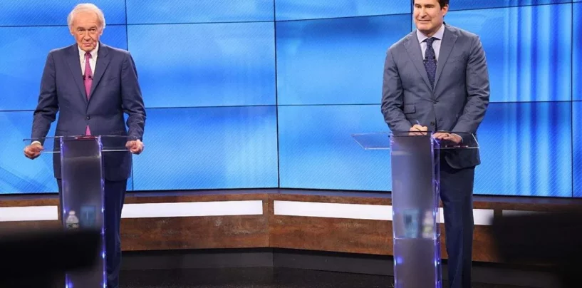 La rhétorique anti-trans de Seth Moulton revient le hanter lors du débat au Sénat avec Ed Markey