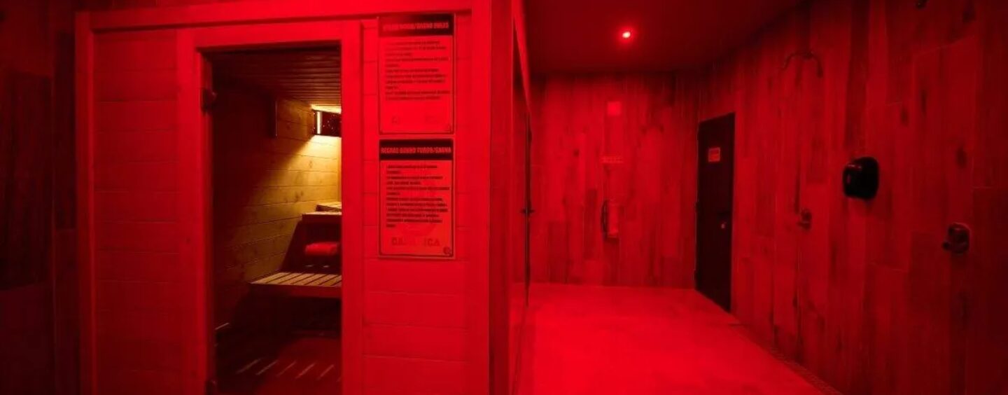 Les législateurs cherchent à mettre fin à l'interdiction des bains publics à New York depuis 40 ans