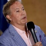 Ken Paxton se réjouit après avoir extrait 10 millions de dollars de l'hôpital pour enfants du Texas pour un centre de « détransition »