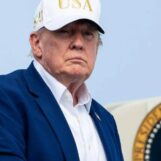 La nouvelle règle Medicaid de Trump supprime les soins aux familles à faible revenu pour les jeunes transgenres
