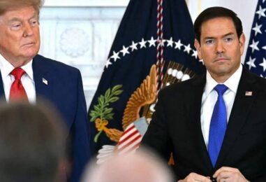 Le principal démocrate de la Chambre des représentants presse Marco Rubio à propos de l'élimination par Trump du programme mondial de lutte contre le VIH