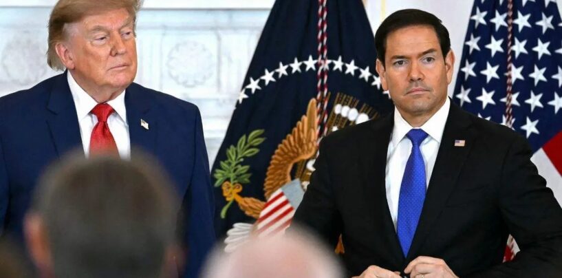 Le principal démocrate de la Chambre des représentants presse Marco Rubio à propos de l'élimination par Trump du programme mondial de lutte contre le VIH