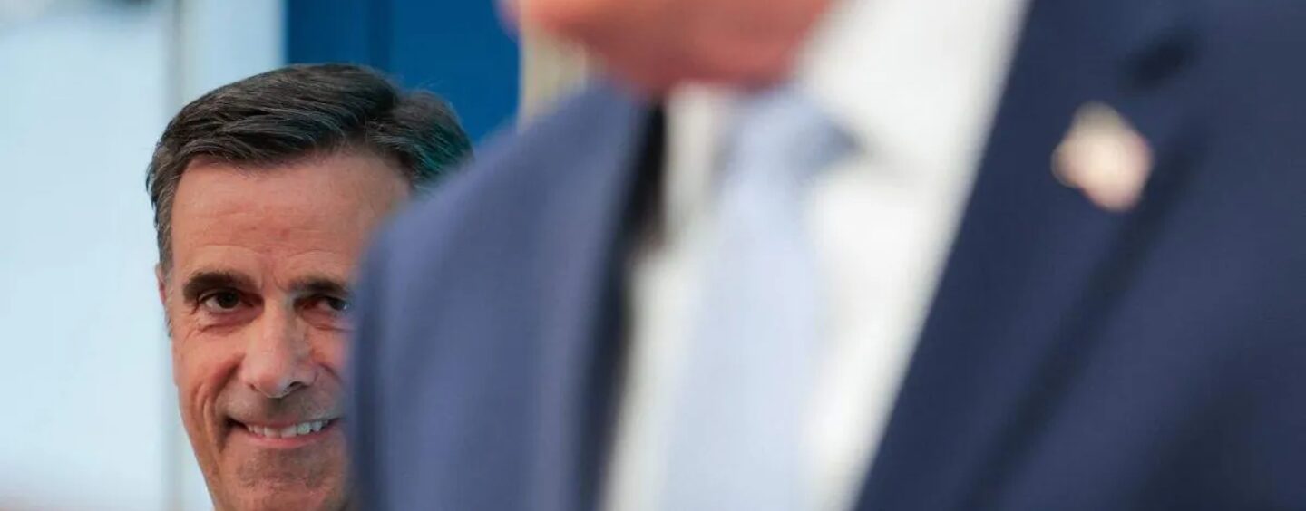 D'anciens officiers de la CIA avertissent que l'administration Trump relance la peur de la lavande