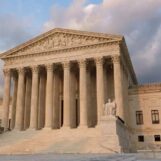 179 législateurs demandent à SCOTUS de ne pas laisser les écoles maternelles religieuses qui acceptent l'argent des contribuables rejeter les familles LGBTQ+