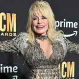 Vous voulez honorer Dolly Parton ? J'aime les personnes LGBTQ+ comme elle l'a fait