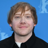 Après avoir déclaré qu'il soutenait les personnes trans, Rupert Grint rejoint la pièce Harry Potter