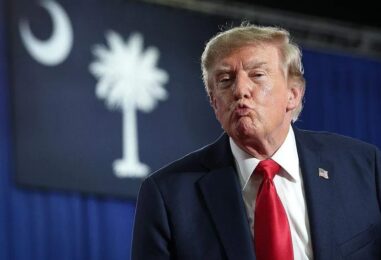 Trump veut du crédit pour les rénovations du Kennedy Center qui n'ont pas eu lieu. Un juge ne l'achète pas