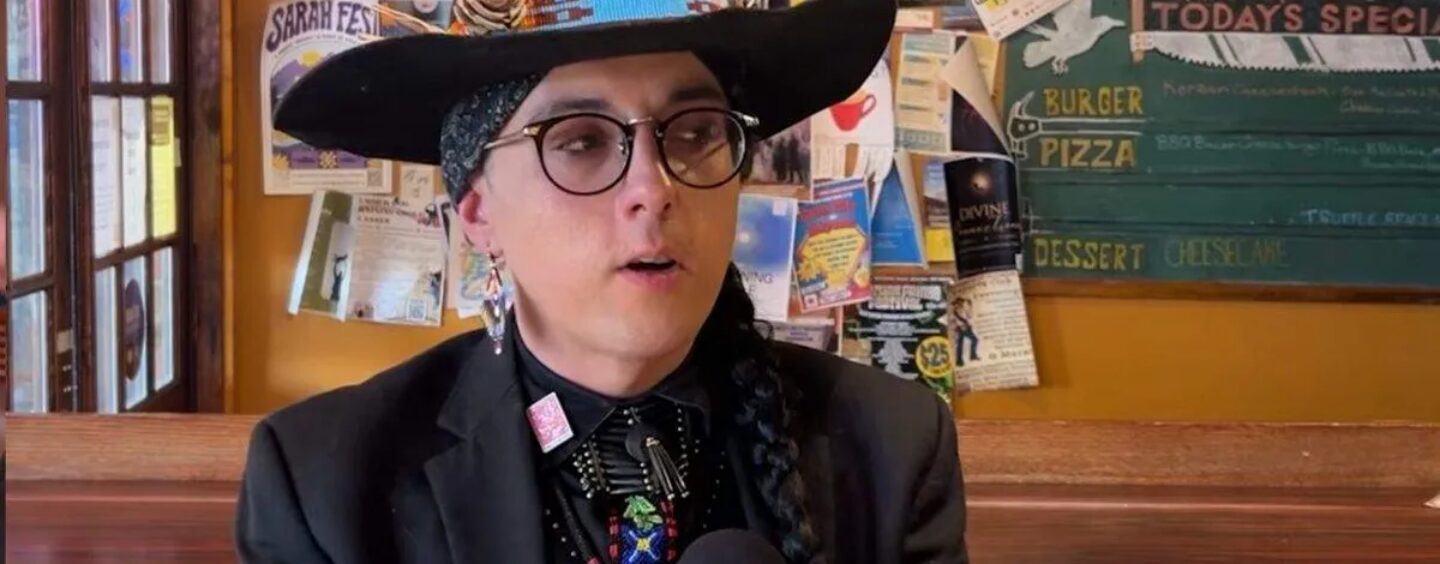 Le Wyoming laisse les gens tenir bon. Un juge décidera si cette loi s'étend à cette femme transgenre