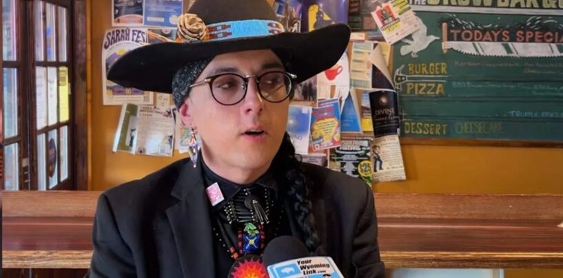 Le Wyoming laisse les gens tenir bon. Un juge décidera si cette loi s'étend à cette femme transgenre