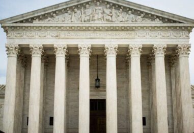 Trump demande à la Cour suprême d'intervenir avant le procès afin que le Pentagone puisse licencier les troupes transgenres