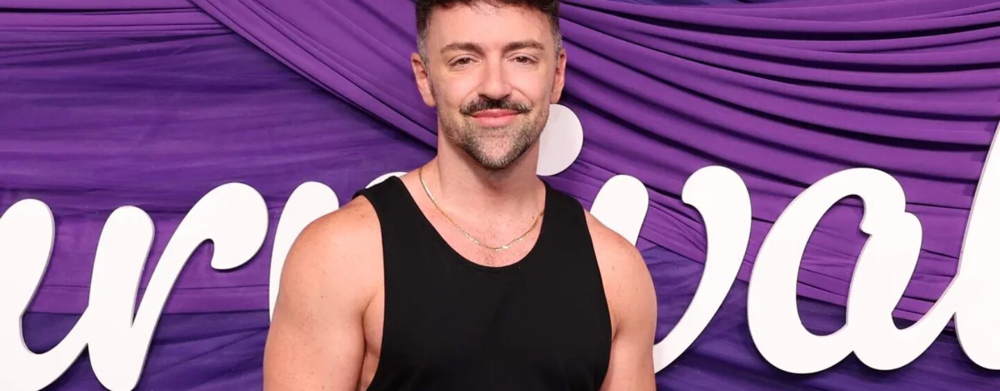 Matteo Lane montre son gâteau dans de nouvelles photos virales sexy