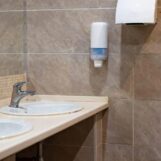 Un garçon transgenre poursuivi en justice pour avoir accès aux toilettes. La Caroline du Sud a poussé sa famille à fuir l'État