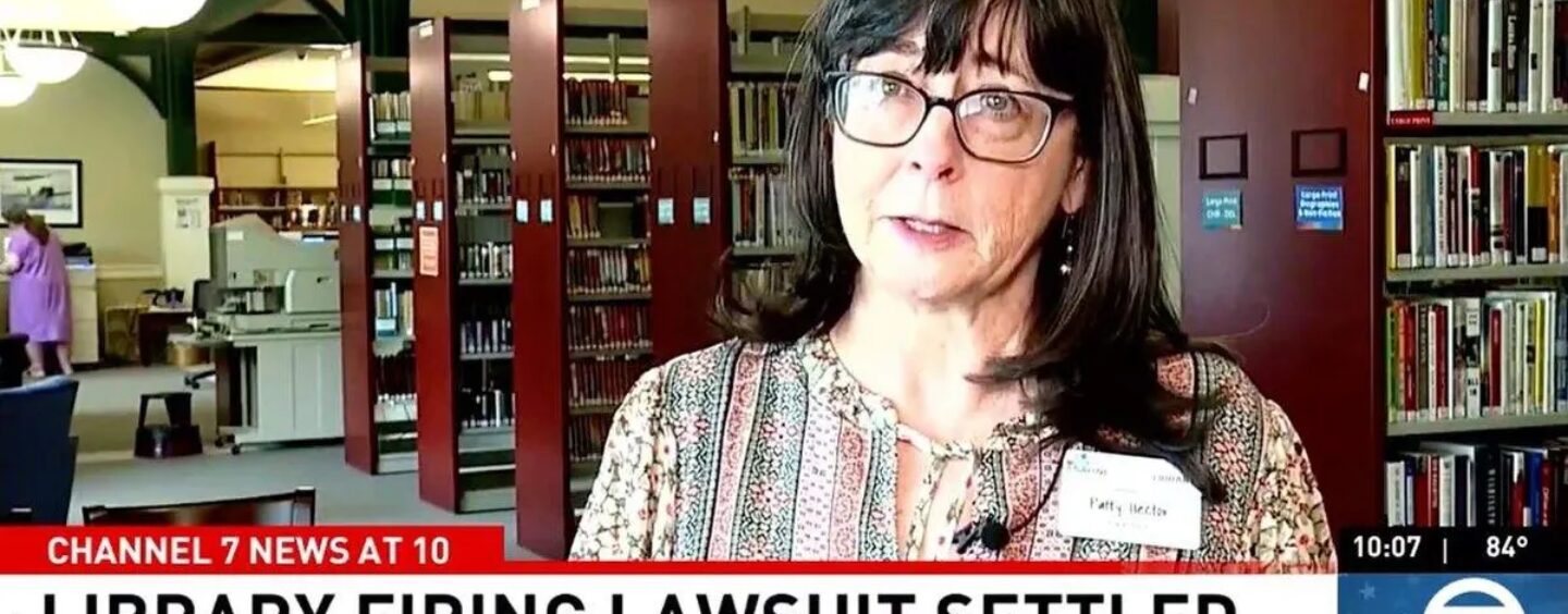 Le comté de l'Arkansas a licencié ce bibliothécaire pour s'être opposé à la censure des livres LGBTQ+. Maintenant, il doit payer 275 000 $