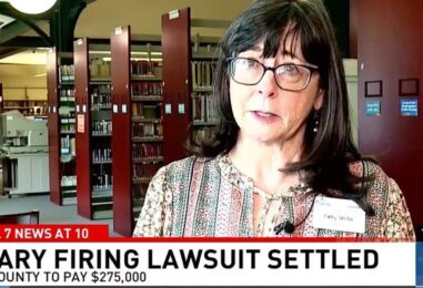 Le comté de l'Arkansas a licencié ce bibliothécaire pour s'être opposé à la censure des livres LGBTQ+. Maintenant, il doit payer 275 000 $