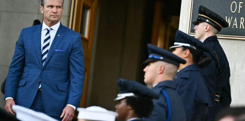 Le Pentagone fouille dans les dossiers médicaux confidentiels des troupes pour rechercher des militaires transgenres