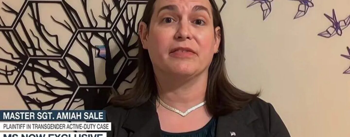 Le sergent-chef de l'armée transgenre ose Pete Hegseth : dites-moi en face vos insultes anti-trans