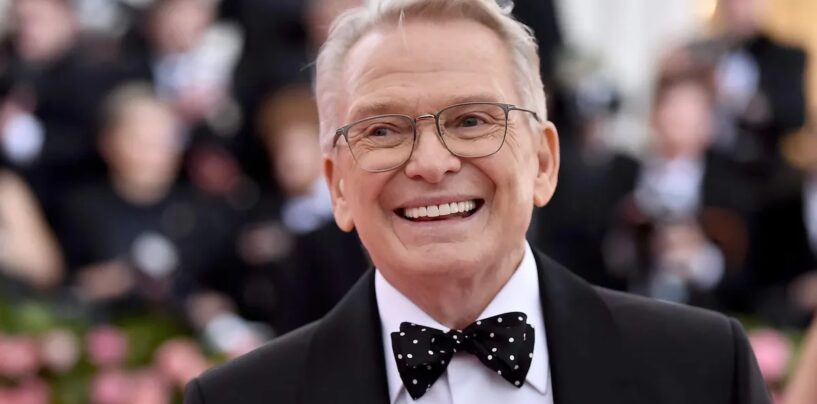 Bob Mackie, célèbre créateur de mode et de costumes gay, est décédé à 87 ans