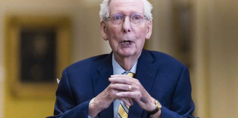 Mitch McConnell est finalement revenu au Sénat – pour voter de manière décisive pour un juge anti-trans