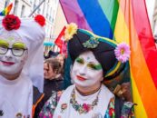 JD Vance évoque le diable dans une fausse attaque contre une association caritative LGBTQ+ lors d'un discours au Kansas
