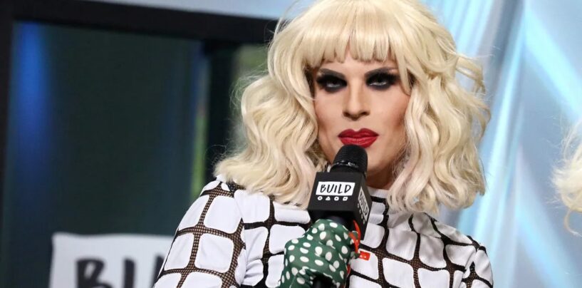 Katya révèle qu'elle reporte sa tournée avec Trixie Mattel en raison de la crise sanitaire actuelle