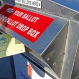 Pourquoi SCOTUS protégeant les bulletins de vote par correspondance protège les droits de vote des trans