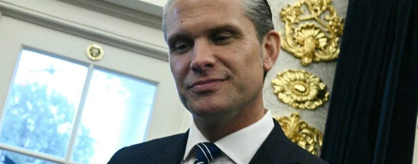 Pete Hegseth, obsédé par la testostérone, possède un compte bancaire qui est passé de moins de 50 000 dollars à plus d'un million de dollars.