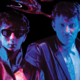 Le leader gay de Soft Cell : L'homophobie a « pris d'autres visages » depuis les préjugés des années 80