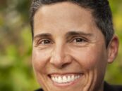 Il a fallu 26 ans à Kristin Flickinger pour rejoindre Survivor. Maintenant, elle est une préférée des fans queer